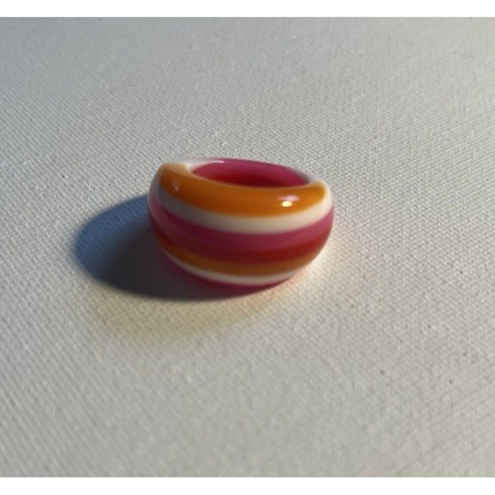 Lucite Band Ring Raspberry and Orange Striped Vintage Size 6.5